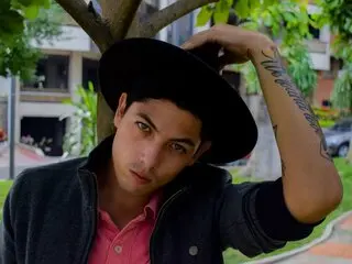 Live nude xxx AbrahelMercury