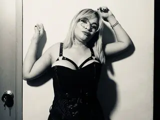 Show camshow nude BelliniSarah
