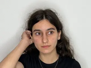Online video show FondaYarbro