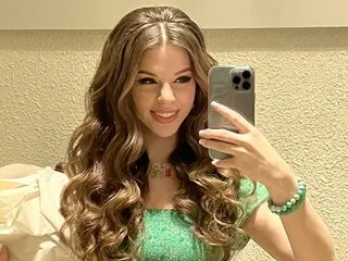 Cam toy livesex LeonaAlford