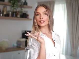 Cam free anal LeyahSummer